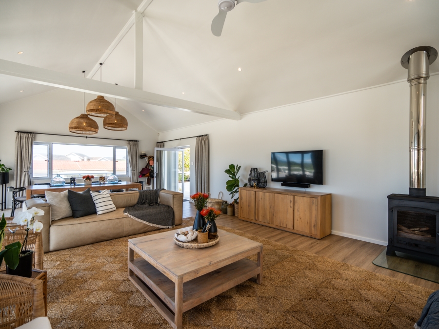 4 Bedroom Property for Sale in West Beach Eastern Cape